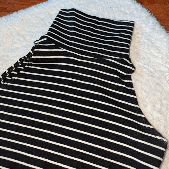 AMERICAN APPAREL striped sleeveless turtleneck tank top xs - Picture 7 of 8